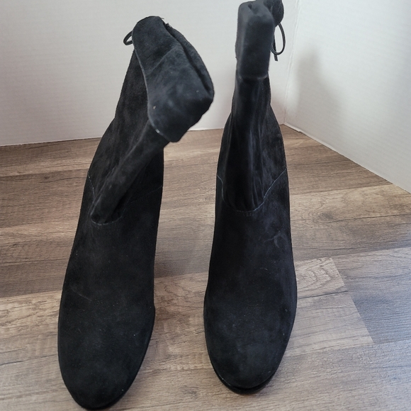 Black suede high-heel booties - Picture 2 of 6